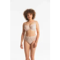 Louisa Bracq Slip taille model: Tweegy, Nude Rose, ( SEC.415 )