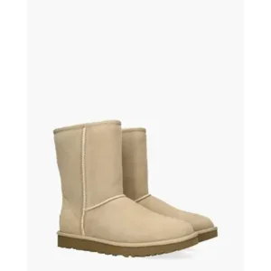 UGG Classic Short II Boot Sand Dames Enkelboots