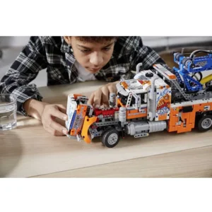 Lego Technic - Robuuste Sleepwagen - 42128