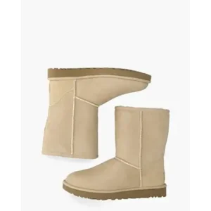 UGG Classic Short II Boot Sand Dames Enkelboots