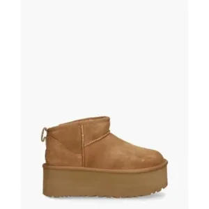 Ugg Classic Ultra Mini Platform Cognac Dames Enkelboots