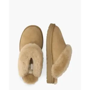 UGG Classic Slipper II Chestnut Damespantoffels