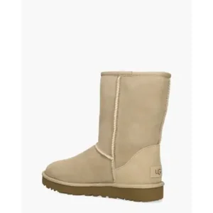 UGG Classic Short II Boot Sand Dames Enkelboots